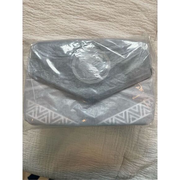 Marvel Black Panther Wakanda Forever Cross Body Bag NEW - Picture 2 of 5